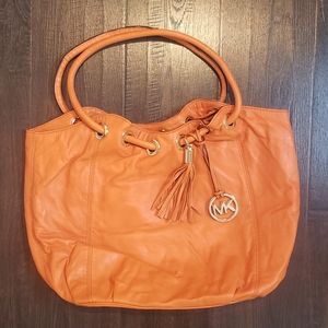 MICHAEL KORS TANGERINE LEATHER HANDBAG